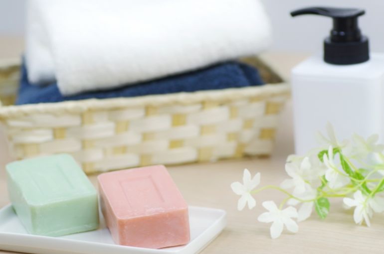 乾燥　かゆみ　低刺激　保湿成分　肌のバリア機能