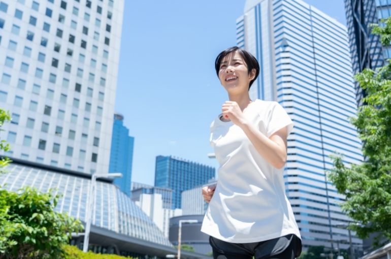 腸活　ダイエット　美ボディ　ウォーキング