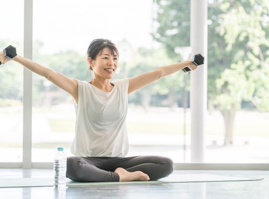 腸活　筋トレ　体力アップ　トレーニング　室内