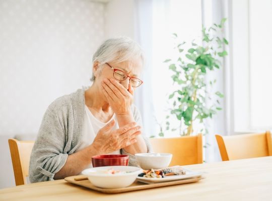 腸活　誤嚥　誤嚥性肺炎　むせる
